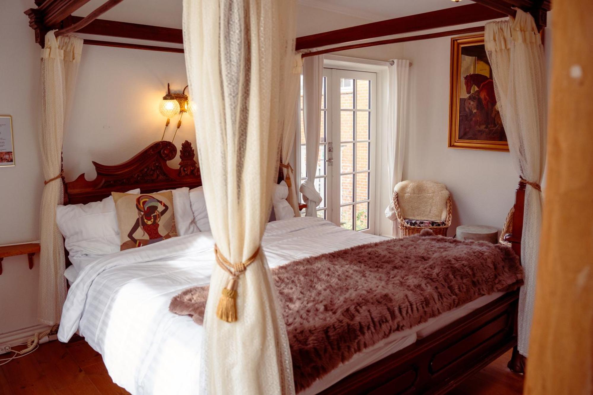 Boutique Hotel Postgarden Holsted エクステリア 写真