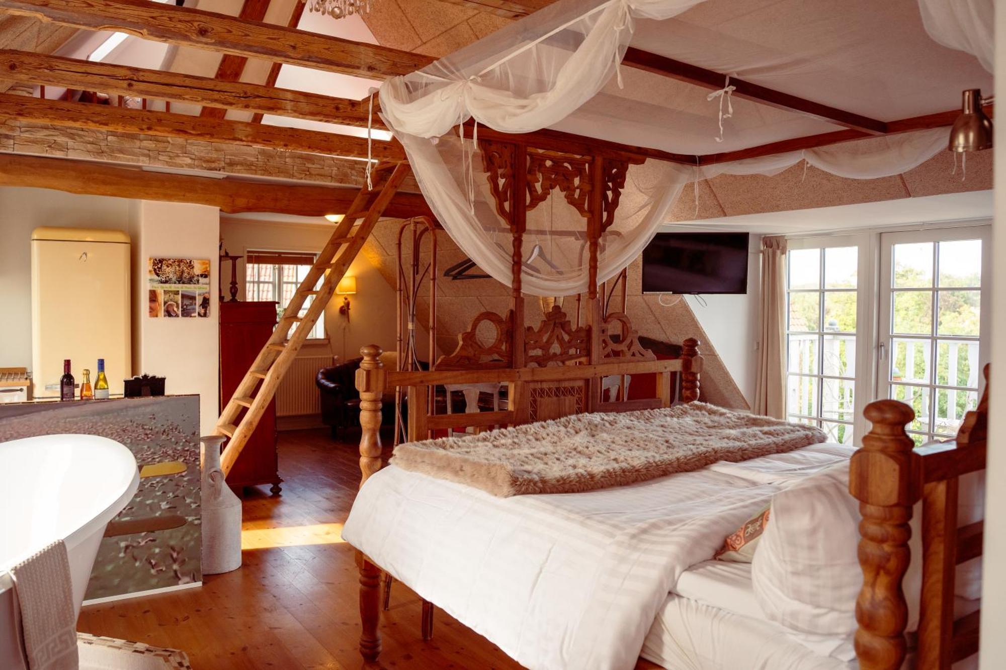 Boutique Hotel Postgarden Holsted エクステリア 写真